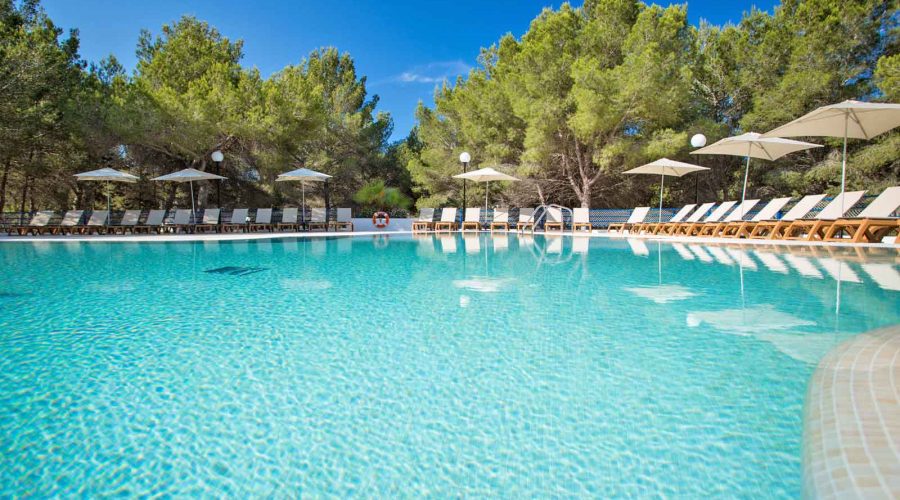 Nueva piscina y parque temático acuático del Insotel Club Maryland en Formentera