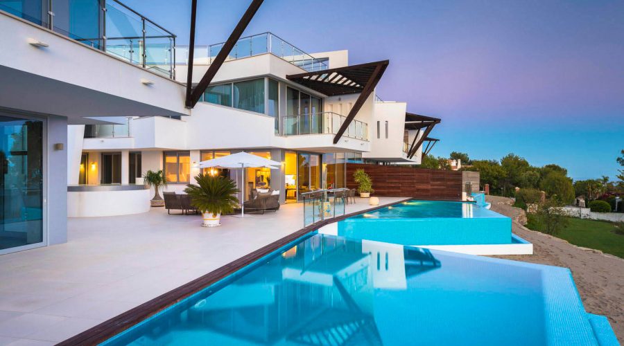 Meisho Hills. Villas adosadas de lujo y diseño moderno en Marbella.
