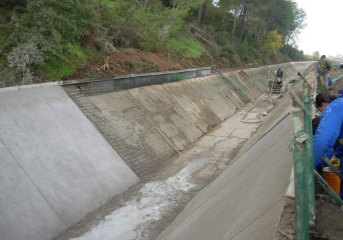 Reparación tramo Canal de Lobón en Badajoz